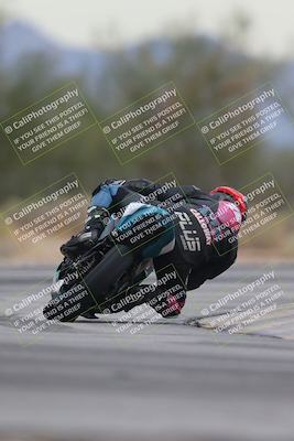 media/Sep-21-2025-Race Pace (Sun) [[98bf33ef95]]/Verified/2-Turn 2 Backside (835am)/